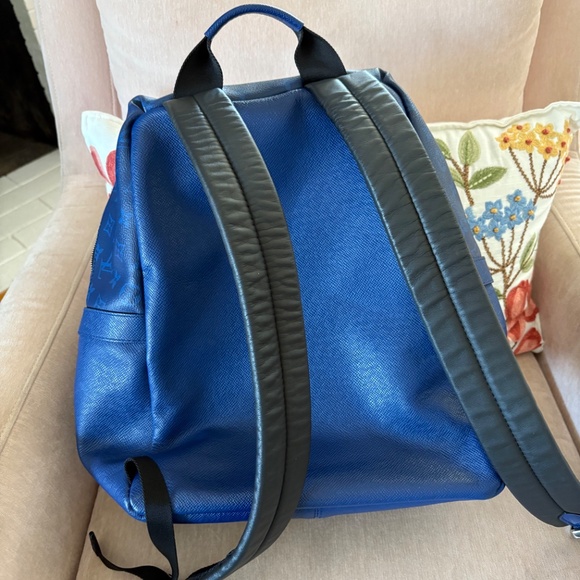 Louis Vuitton Backpack - Picture 2 of 8